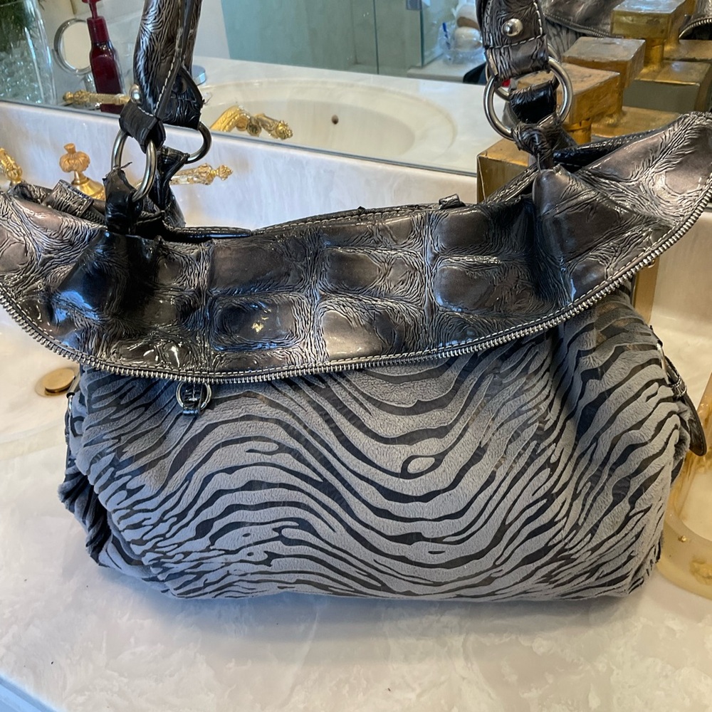 FREE with purchase of any other item at list price: Purse, black and grey strip - Picture 5 of 9